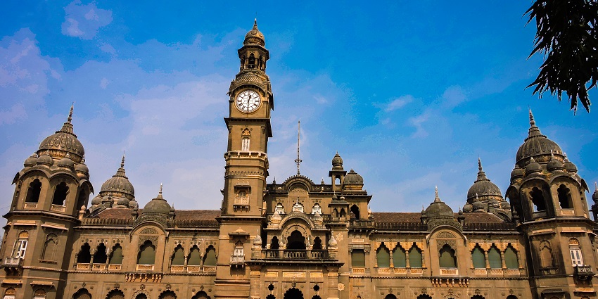 New Palace in Kolhapur showcasing royal architecture among tourist attractions near Kolhapur