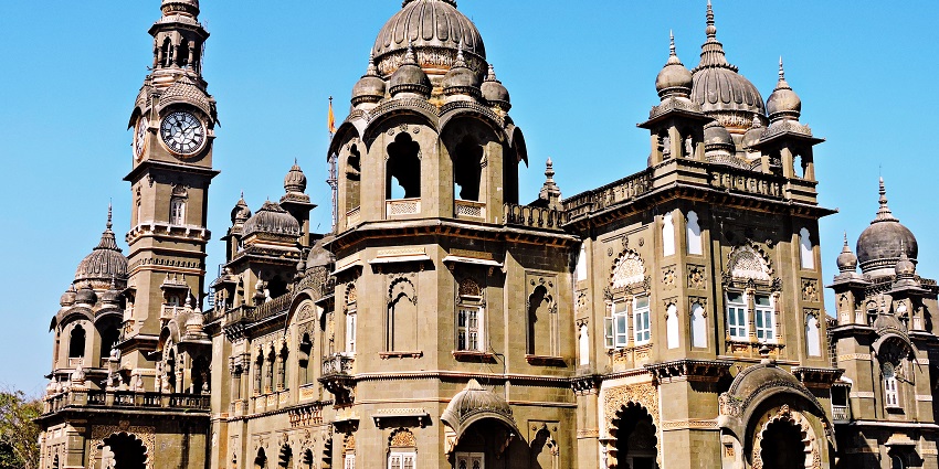 A view of an excellent specimen of Indian architecture, built in black polished stone.