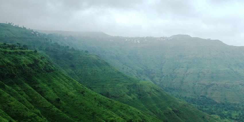 Picturesque hills offering a serene getaway to all the couples in Kalyan