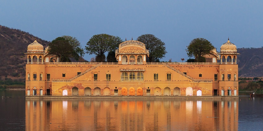 Panoramic image for the beautiful Jal Mahal standing in the middle of a lake in Jaipur near Hathroi Fort