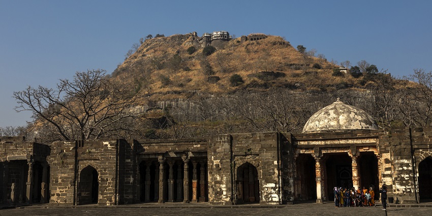 The grandeur of Durgadi Fort, a captivating historical site in Kalyan, Maharashtra