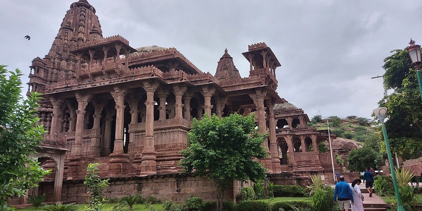 Visitors exploring the garden at Mandore Fort in Jodhpur.
