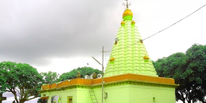 View of the Jyotibha temple building from outside, offering a view worth capturing