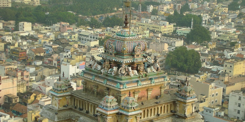 View Tiruchirapalli Rock Fort , surrounded by the city buildings