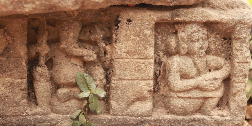 An image showcasing the Hindu God sculptures engraved on the stone of the Lonad Cave.