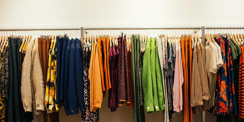 A good collection of clothes at Pallod, Mahabaleshwar.