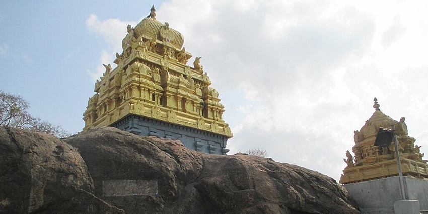 Famous Lakshmi Narasimhar Temple in Chennai at Singaperumal Koil with detailed carvings