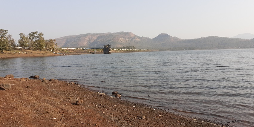 Vandri Lake in Palghar is a tranquil water body, a famous place in Maharashtra.