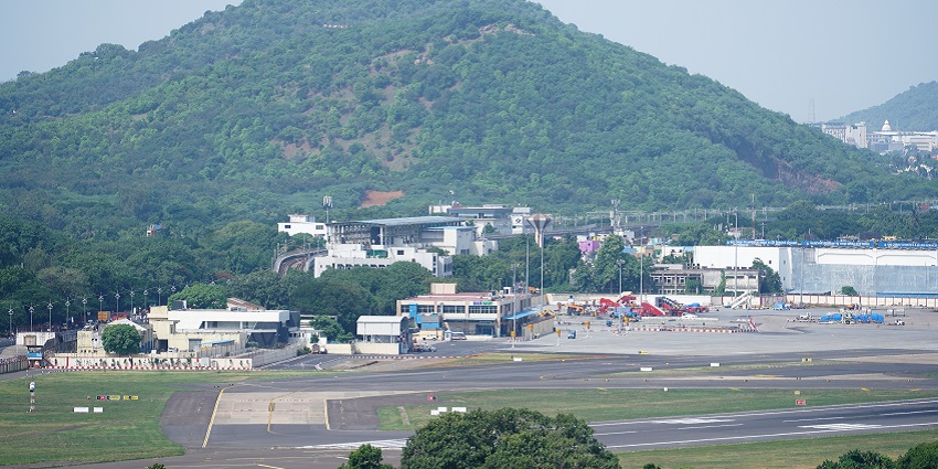 Pallavaram Hills is a serene spot for nature lovers and rock climbing Chennai.