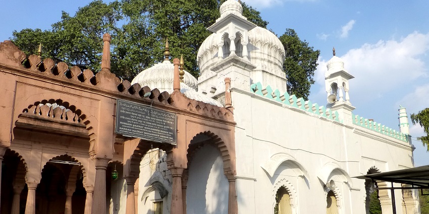 An image of Panchakki, one of the best places to visit near Grishneshwar Temple.