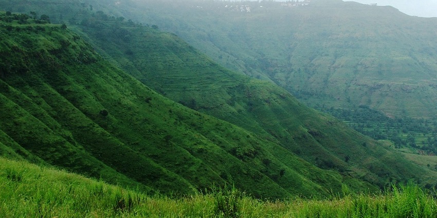 Panchgani features lush green paradise with strawberry farms and scenic views.