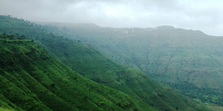 A picture of Panchgani, a hill station known for spectacular sunsets near Pune.