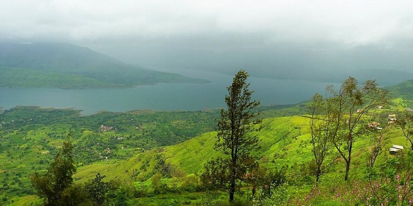 A scenic view of the lake from Sydney Point at Panchgani in Satara District, Maharashtra.