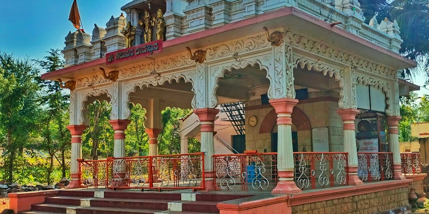 Experience the palpable energy and serene vibe of the Panchmukhi Ganesha Mandir.