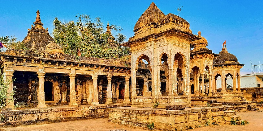 Scenic image of the beautiful Hindu temple amidst the city