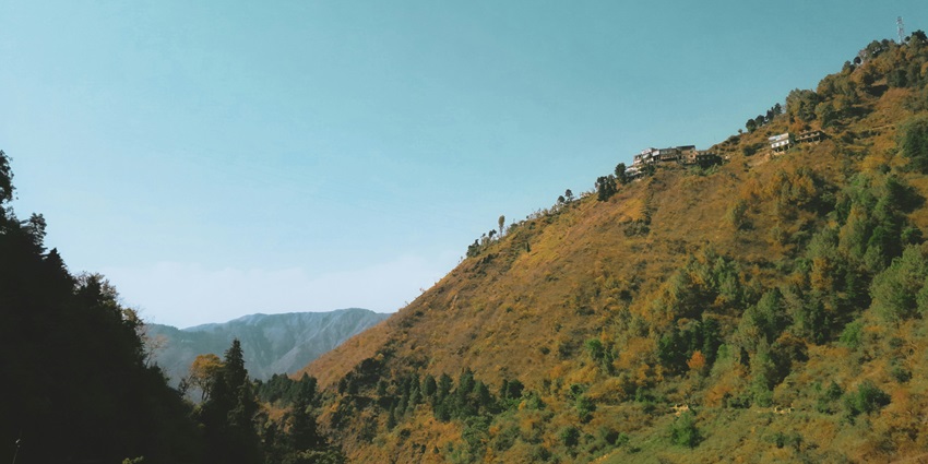 Panhala is one of the most beautiful places to visit near Pune for couples