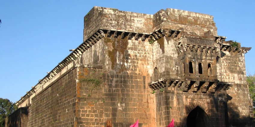 Panhala Fort, a historic site, is among the best places to visit in Maharashtra in December.