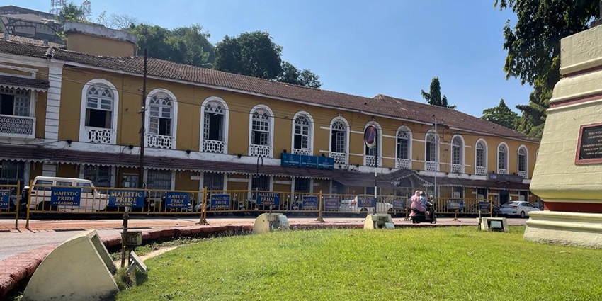 Scenic image of the courtyard under the blue sky of Panjim Goa