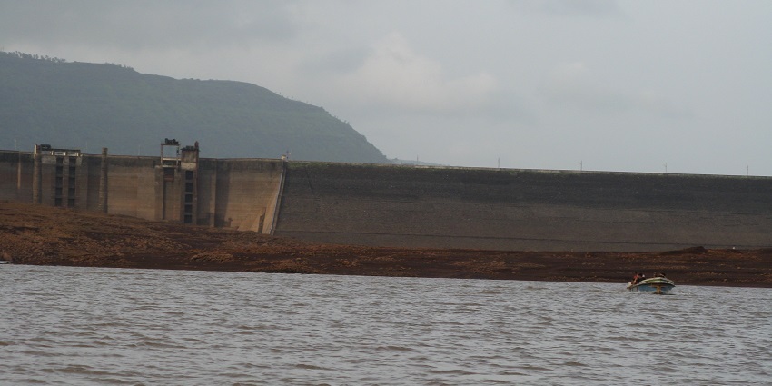 Landscape view of the Panshet Dam, a famous place near Bhamchandra Caves for tourists