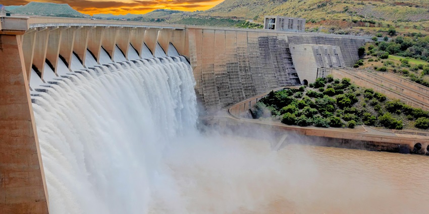 View of the beautiful Panshet Dam, a famous tourist attraction near Sinhagad Fort.