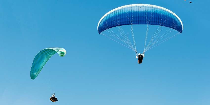 Glide through the serene skies for breathtaking views and a good paragliding experience.