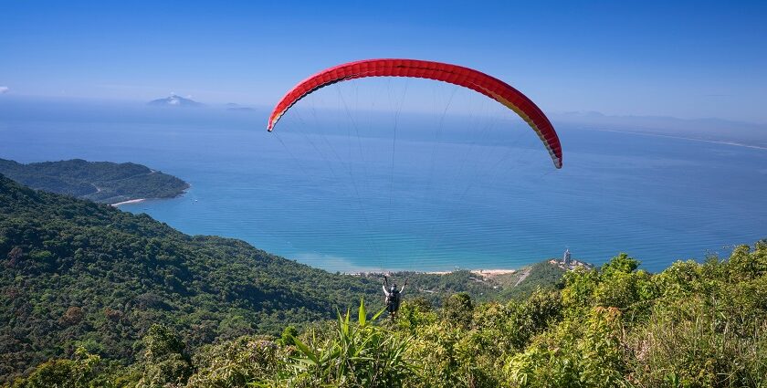 Best spots for paragliding in srinagar and catching some heavenly views