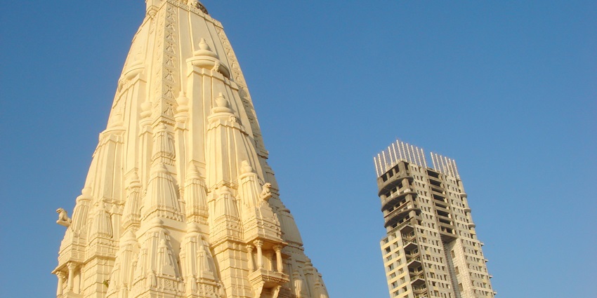 Paras Dham Temple offers a serene retreat with beautiful architecture and tranquillity.