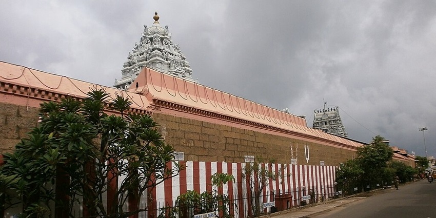 Outer view of Parthasarathy Temple, one of the famous Vishnu temples in Chennai.