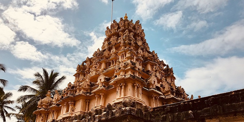 Historic temple in Tamil Nadu featuring stunning architecture and serene ambience.