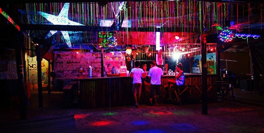 A glimpse of party places in Phuket - features diverse bars, clubs, and live music venues.