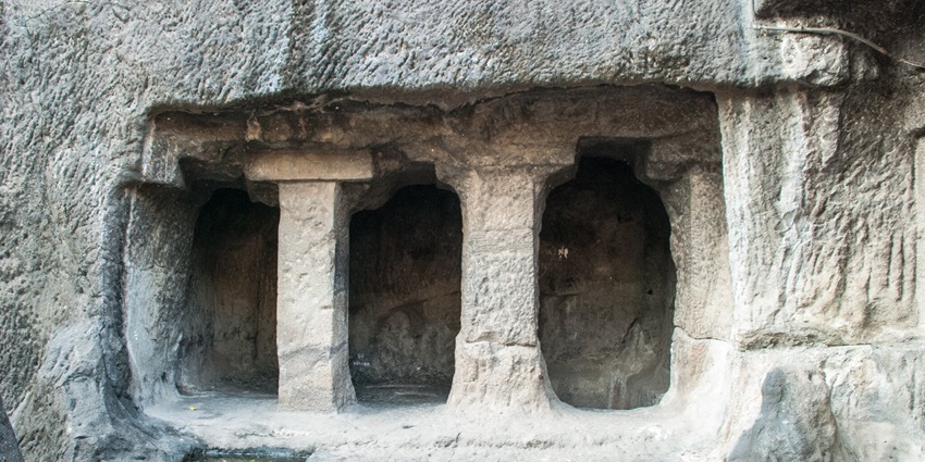 A picture of Pataleshwar Cave Temple, one of the religious places to visit near Shaniwar Wada.