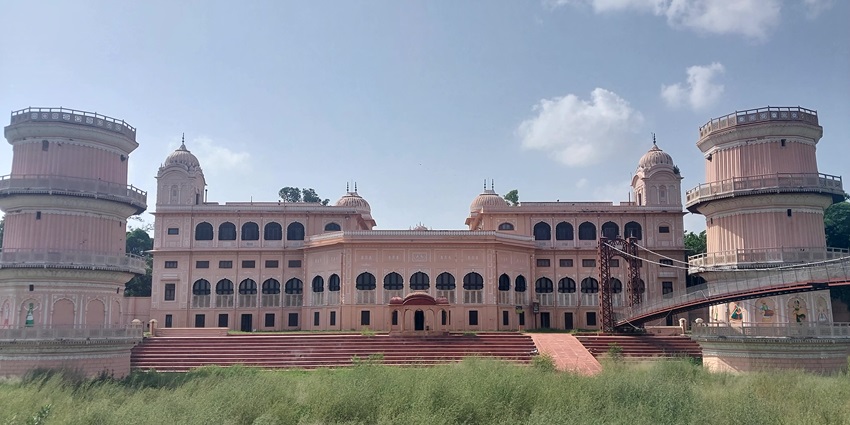 A glimpse of the majestic Sheesh Mahal in Patiala exuding grandeur and beauty.