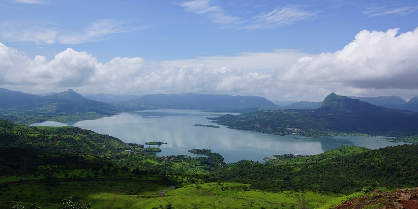 A picture of Pawna Lake, one of the most beautiful places to visit near Hinjewadi