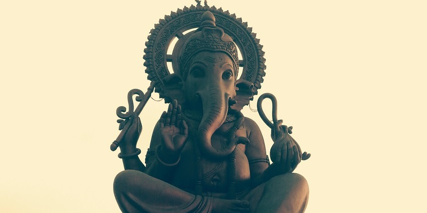 An image of an awe-inspiring statue of Ganpati at the Vishal Ganpati Temple in Ahmednagar