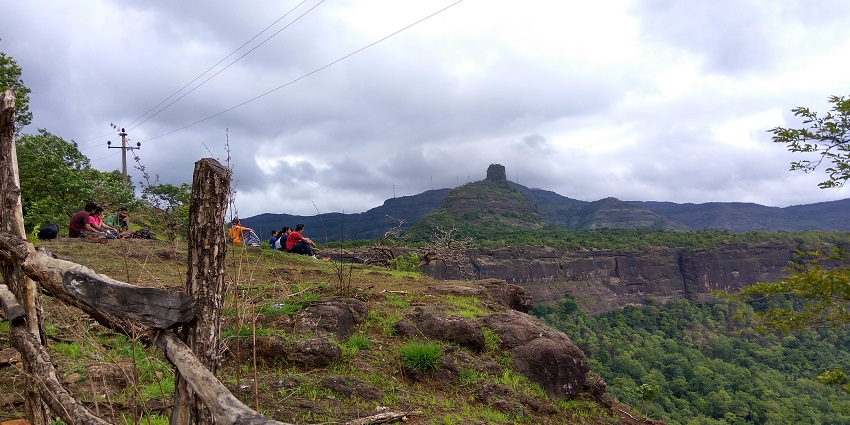 A picture of Peth Fort, which is among the best tourist attractions near Karjat.
