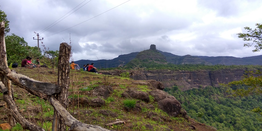 View from Peth fort, a spectacular scenery.