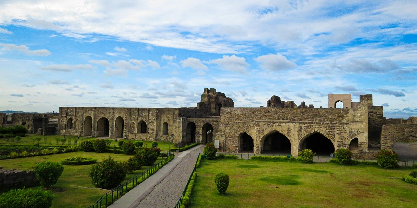 Explore the historic Peth Fort while camping in Karjat, a peaceful place in Maharashtra.