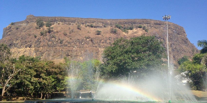 A picturesque view of Peth Shahpur village, one of the top places to visit near Lonaval