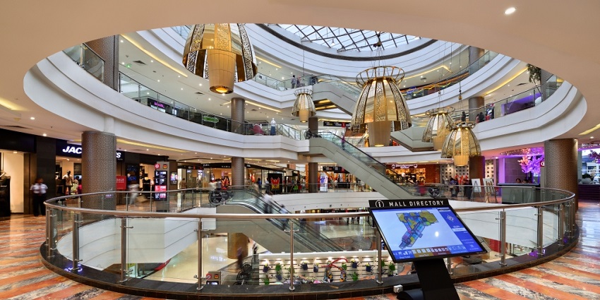 An inside view of the majestic Phoenix Marketcity, a famous attraction in Maharashtra.