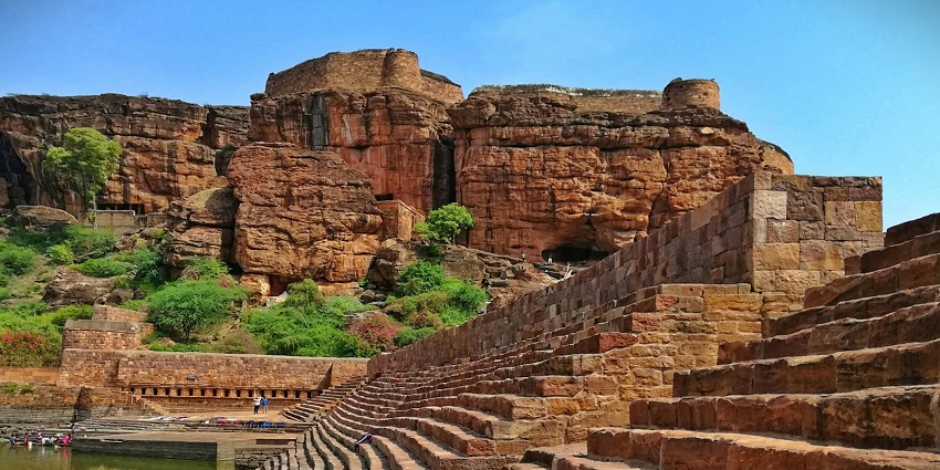 Serene view of Pillayarpatti Cave Temple, one of the top cave temples in Tamil Nadu.