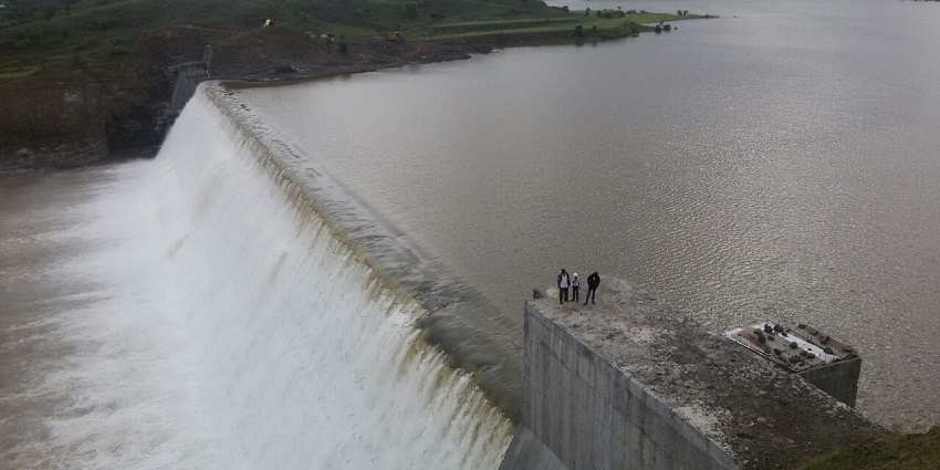 Pimpalgaon Joga Dam is among the best places to visit in Malshej Ghat for panoramic views.