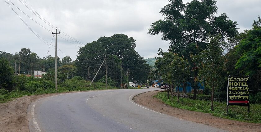 Route leading to Bandipur in Karnataka