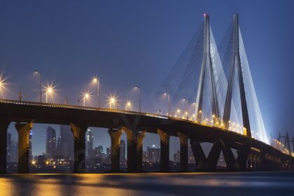 Places to visit in Bandra at night offer lively restaurants and breathtaking views.