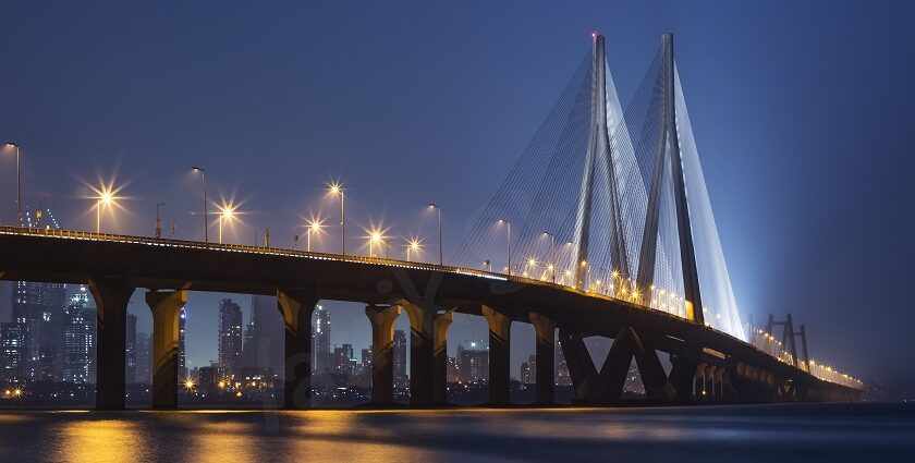 Places to visit in Bandra at night offer lively restaurants and breathtaking views.