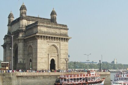 Explore places to visit in December near Mumbai with sightseeing tour, mountains, lakes, and beaches