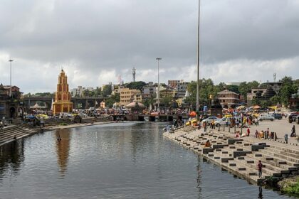 Image of Nashik city and a small lake - places to visit in Nashik for couples