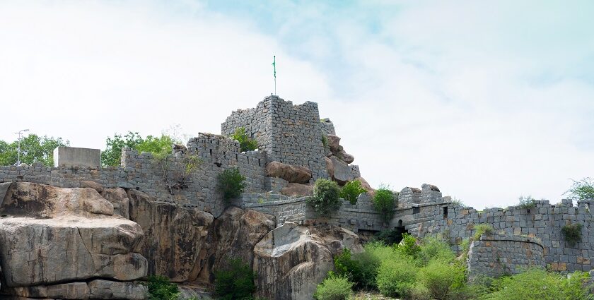 Snapshot of the beautiful Raichur fort ruins which is one of the best places to visit in Raichur