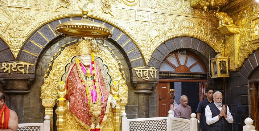 PM offers prayers at Shri Saibaba Samadhi Temple in Shirdi, Maharashtra.