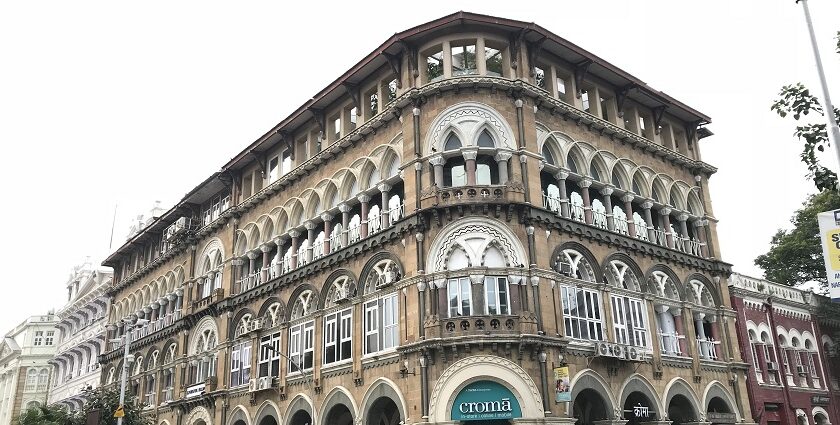 Several places to visit in South Mumbai offer a vibrant cultural hub of art and nature.