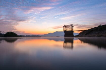 A serene water body, one of the top places to visit near Kanakapura in Karnataka.